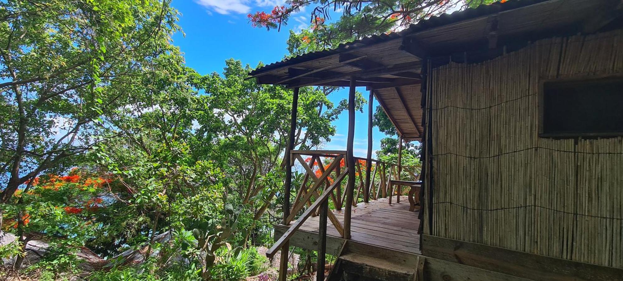 Butterfly Space- A Non-Profit Eco-Lodge Nkhata Bay Εξωτερικό φωτογραφία
